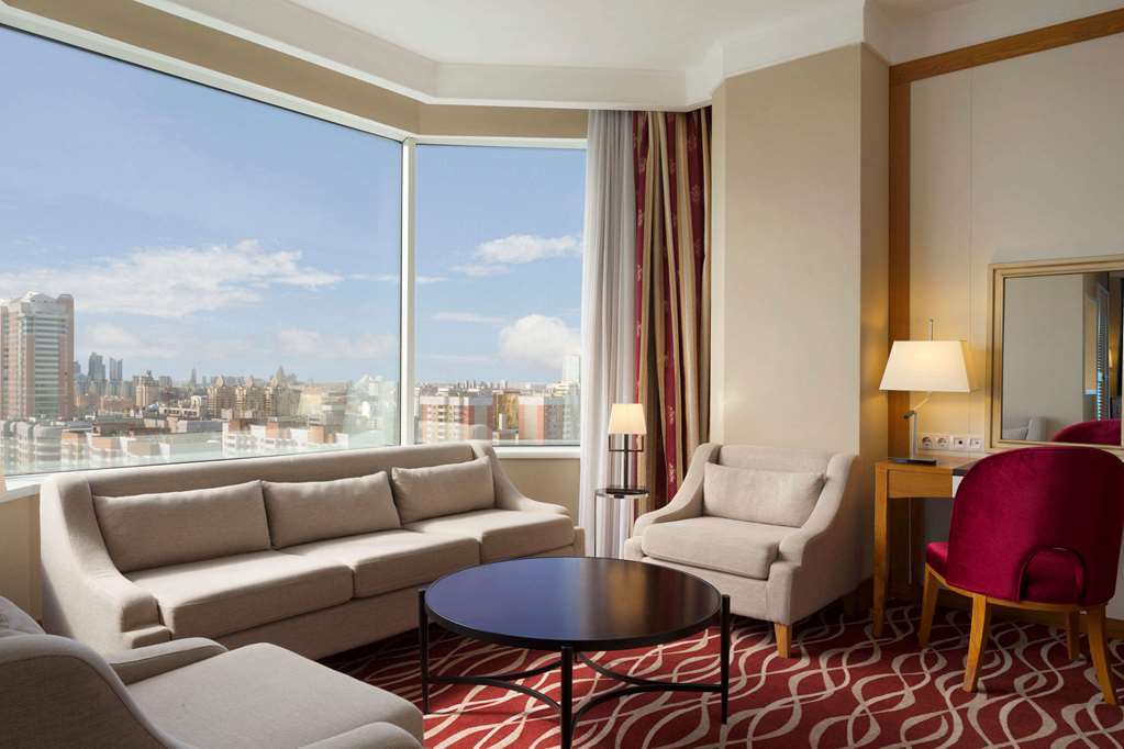 Ramada Plaza Astana Hotel Quarto foto