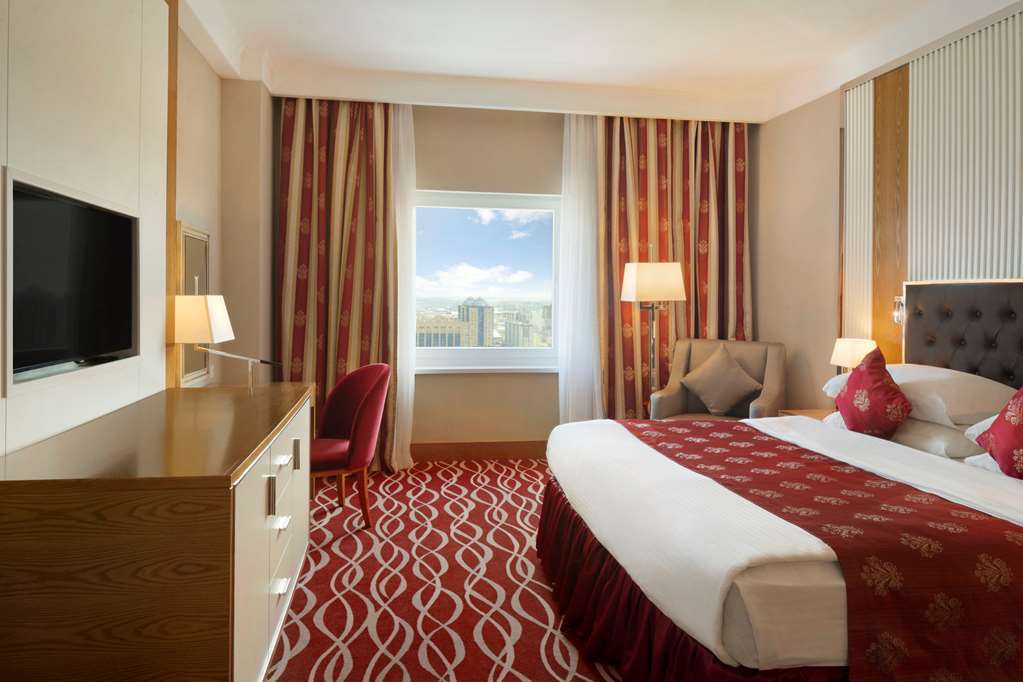 Ramada Plaza Astana Hotel Quarto foto